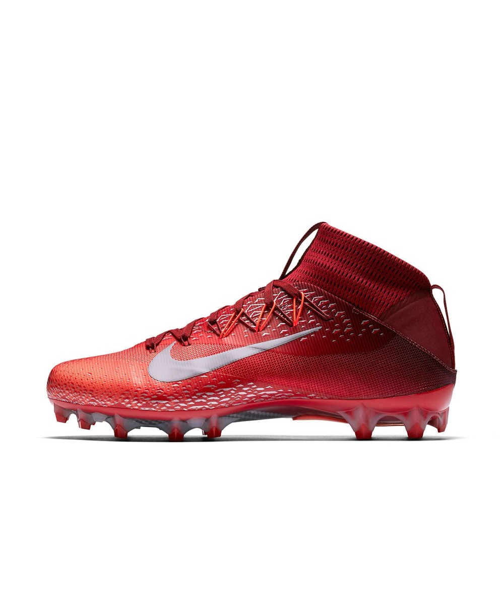 nike football shoes without spikes
